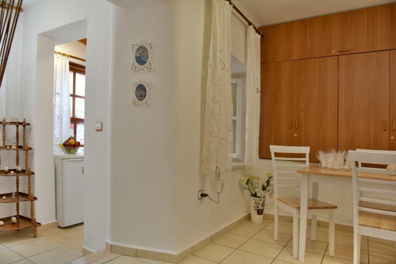 Kassandra House *